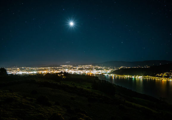 DUNEDIN-CITY-AFTER-Portobello-Brad-Phipps-Astro-photograph.jpg