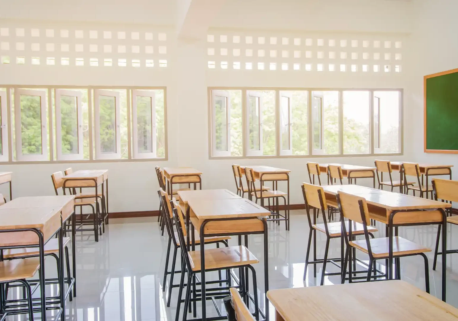 Lighting in a school classroom